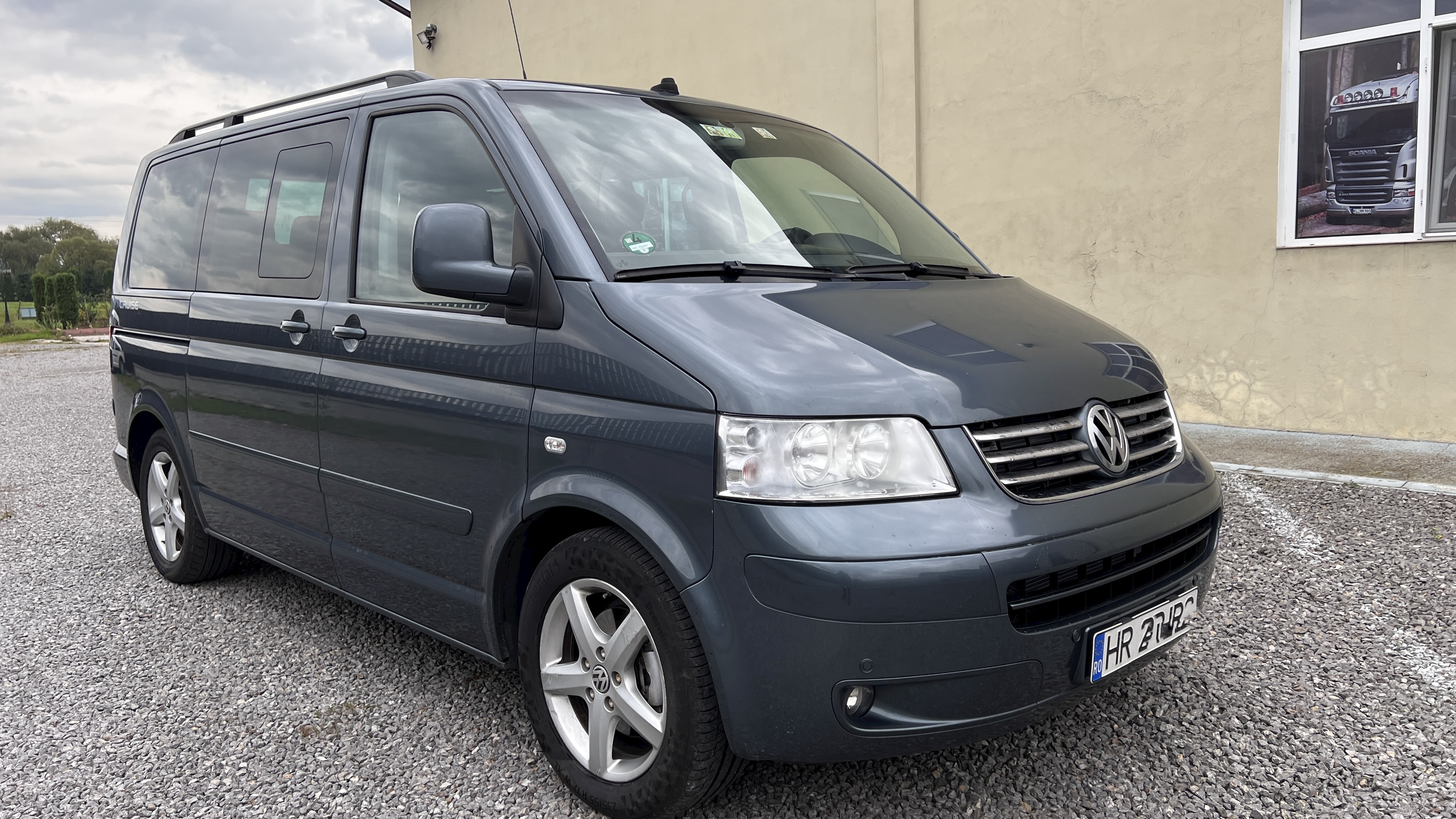 Volkswagen Multivan 2